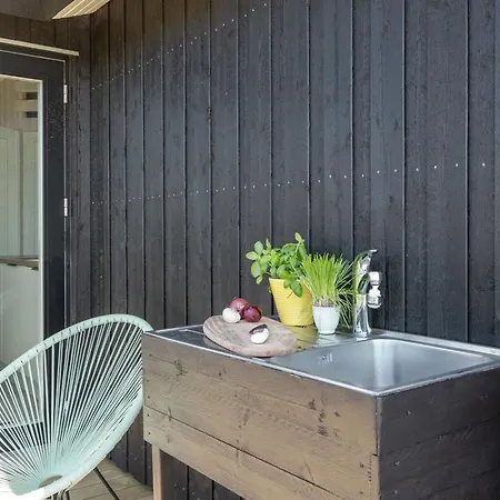 Сasa de vacaciones Gubbe - 500m From The Sea By Interhome Lakolk